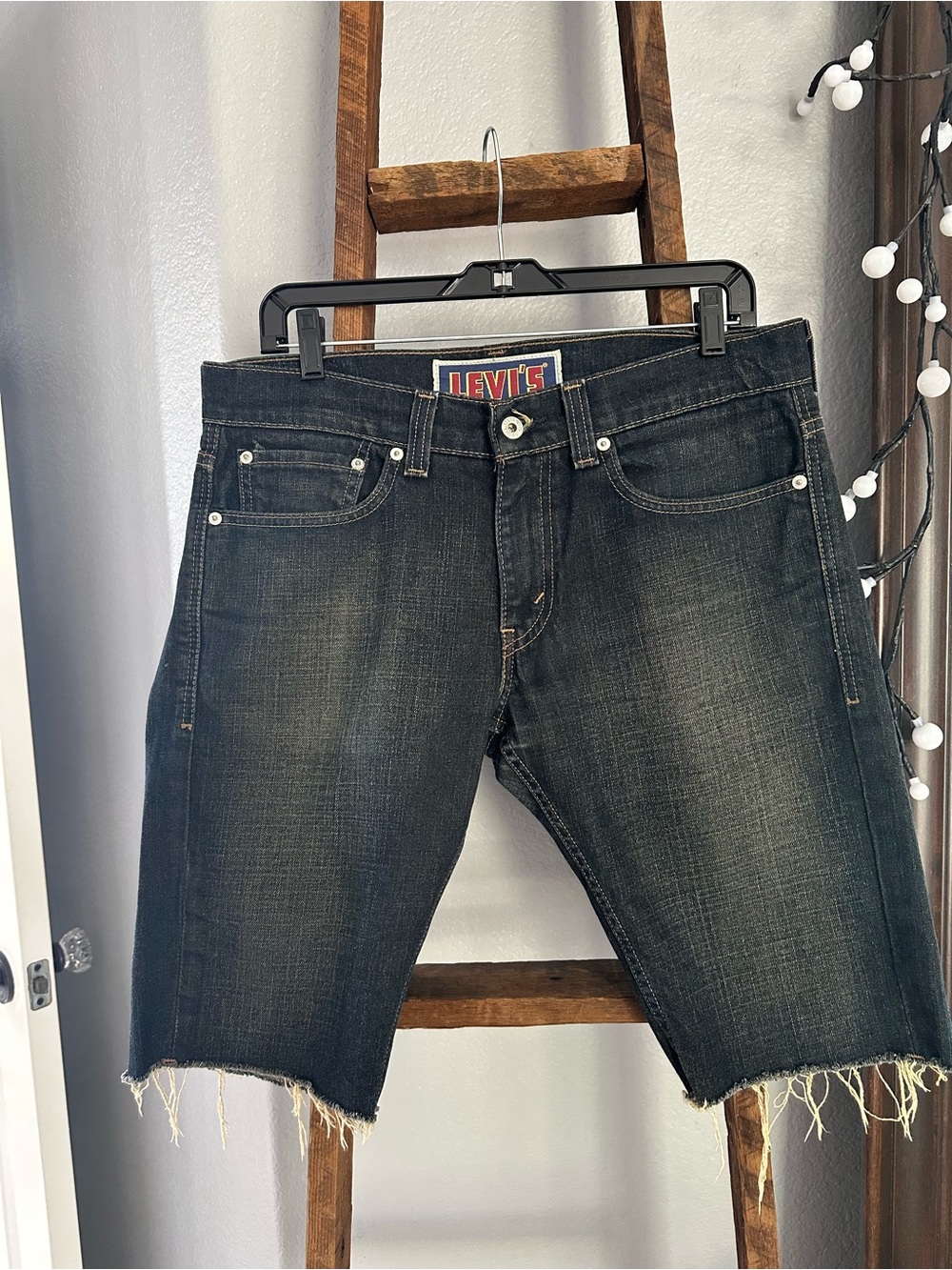 Levi's Dark Wash Denim Cut-Off Shorts Style 511 Size 31